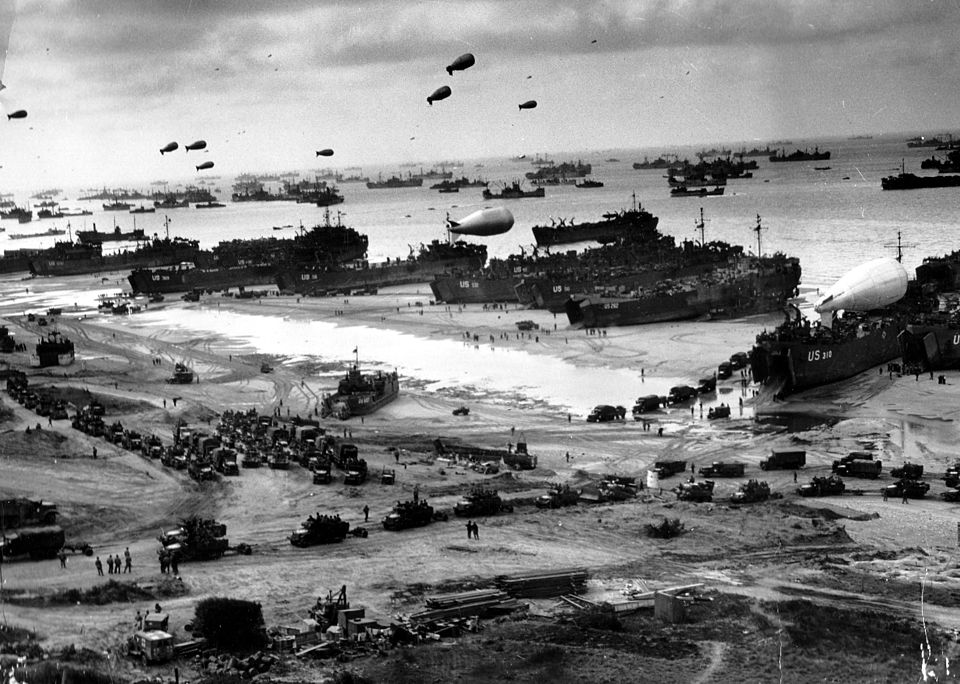 アメリカ軍のノルマンディー上陸（オマハビーチ）